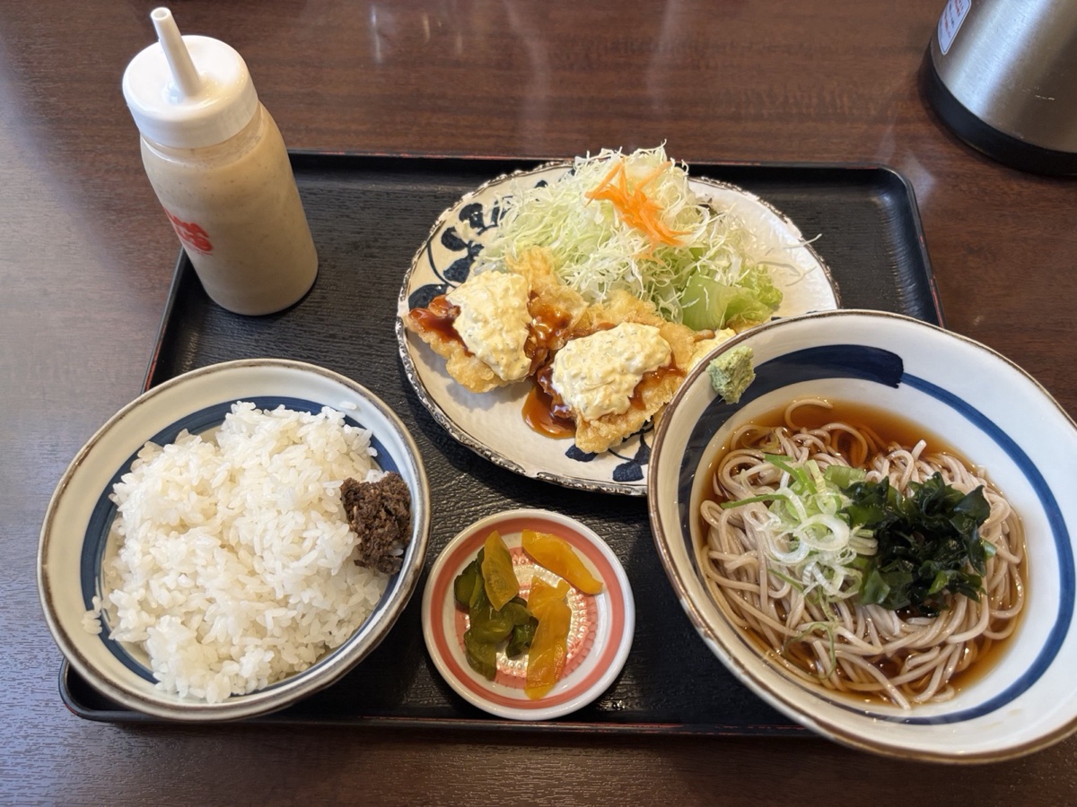 めん房本陣 白山店のチキン南蛮セット