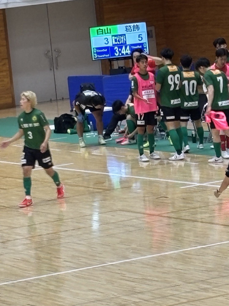 3-5から追い上げる場面（スコアボード表示）
